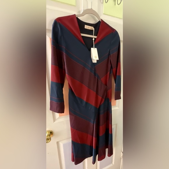 Tory Burch Asymmetrical Dress RN11395/CA57014 Navy /Wine Retail $550.00 NWT Sz 2 - Picture 12 of 16